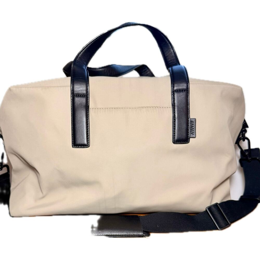 Away The Everywhere Bag Nylon Duffle Weekender Travel Carry On Sand Tan